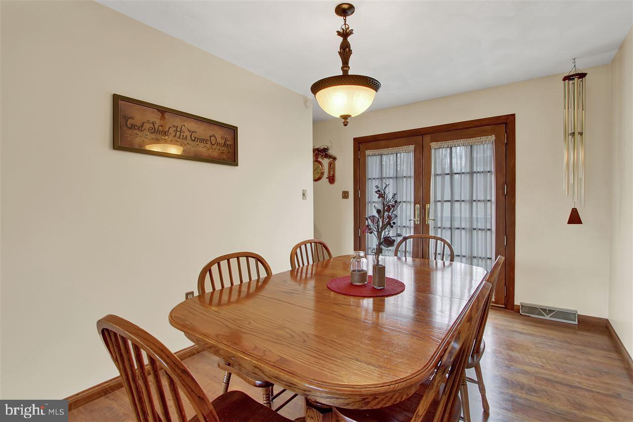 522 Company Farm Road Aspers, PA 17304 - Photo 6 of 36