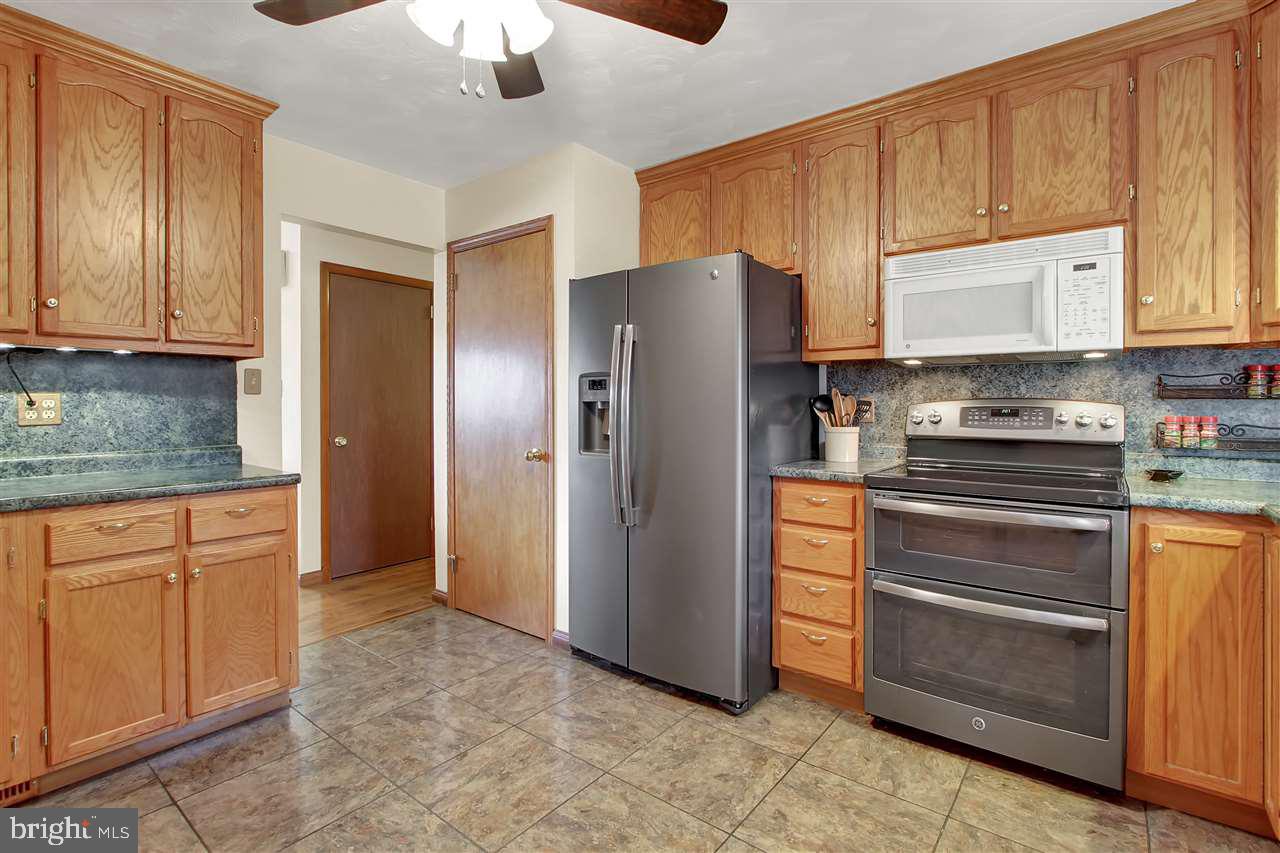 522 Company Farm Road Aspers, PA 17304 - Photo 7 of 36