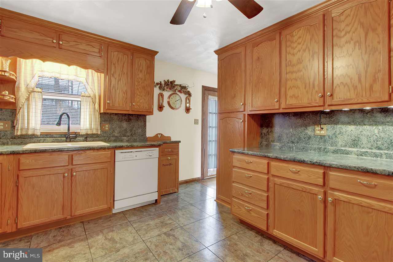 522 Company Farm Road Aspers, PA 17304 - Photo 9 of 36