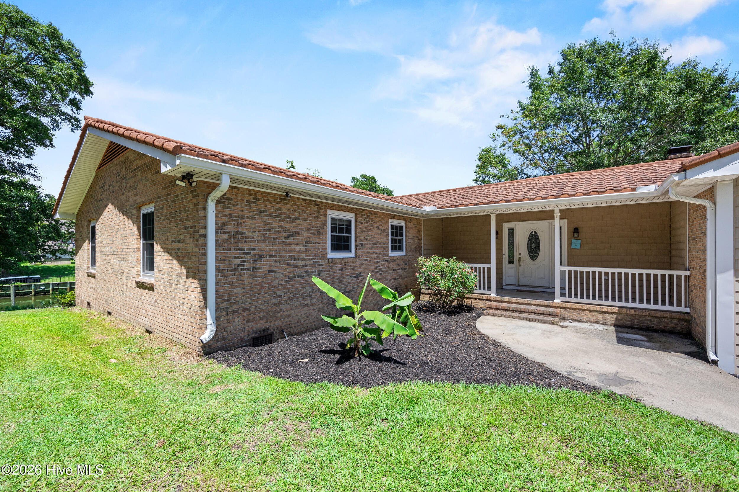 667 Hughes Road Hampstead, NC 28443 - Photo 5 of 56 Gallery Image 5