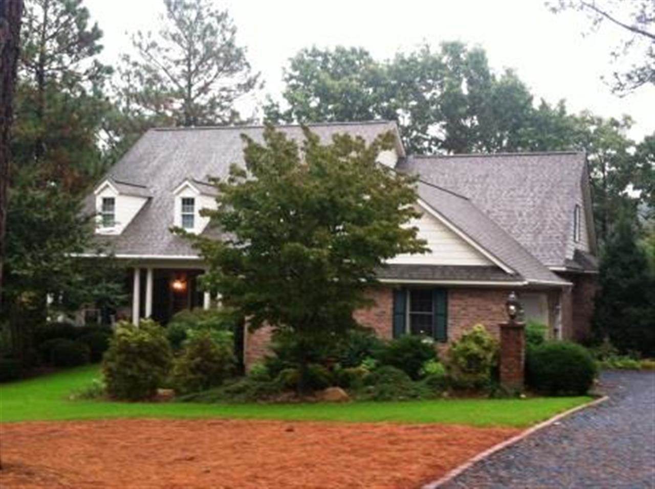 32 McNish Road Southern Pines, NC 28387 - Photo 1 of 25 Primary Photo