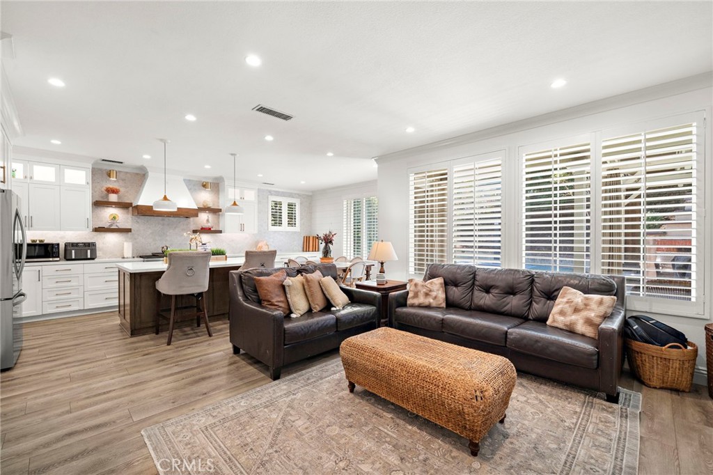 2 Franklin Way Ladera Ranch, CA 92694 - Photo 3 of 25