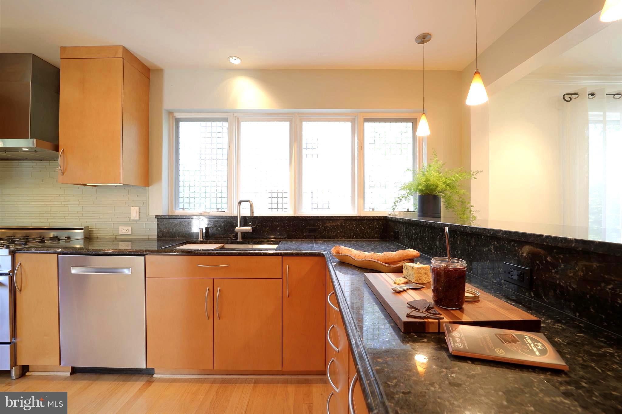 3137 Aberfoyle Place Northwest Washington, DC 20015 - Photo 25 of 85 kitchen