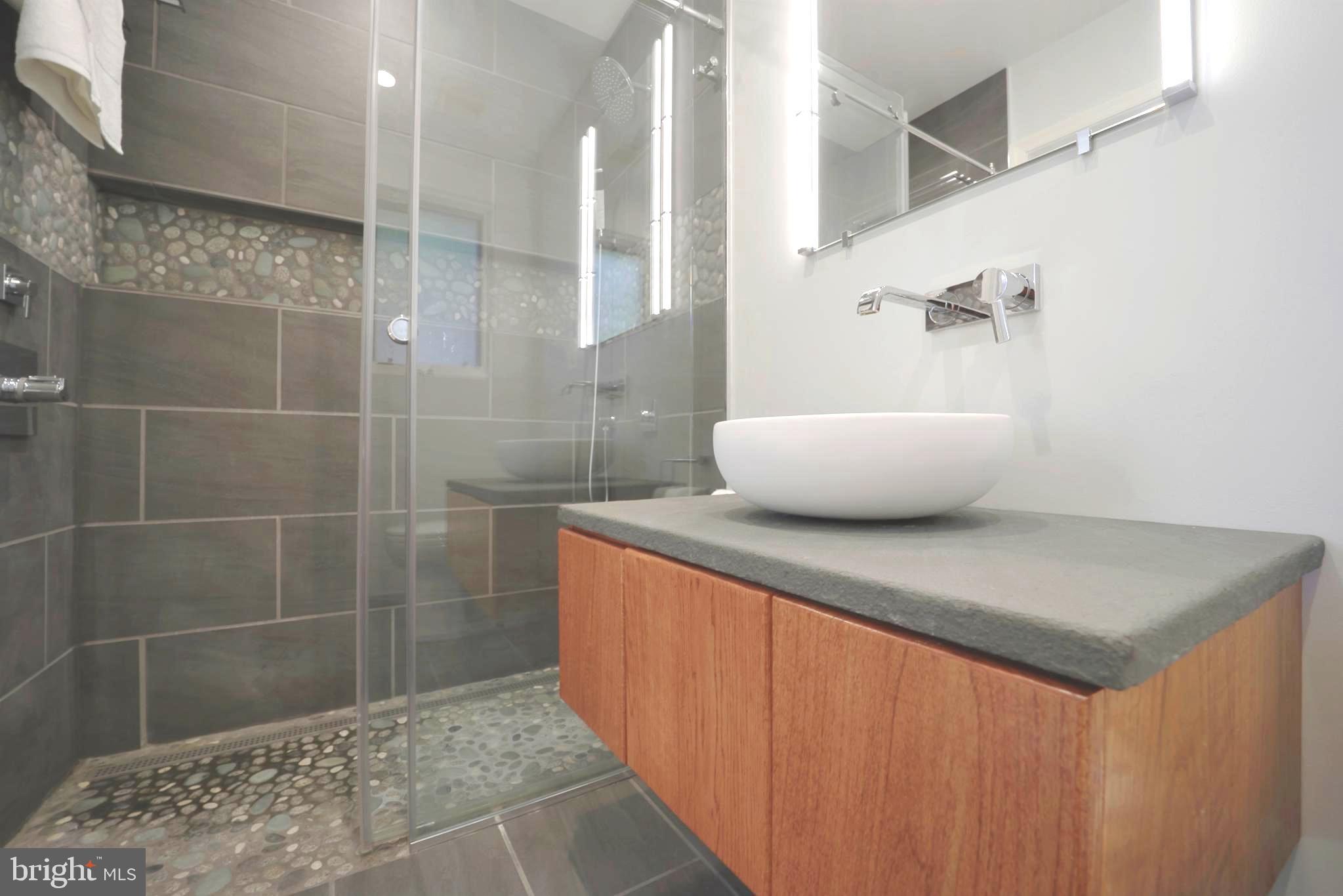 3137 Aberfoyle Place Northwest Washington, DC 20015 - Photo 39 of 85 main floor ensuite bath