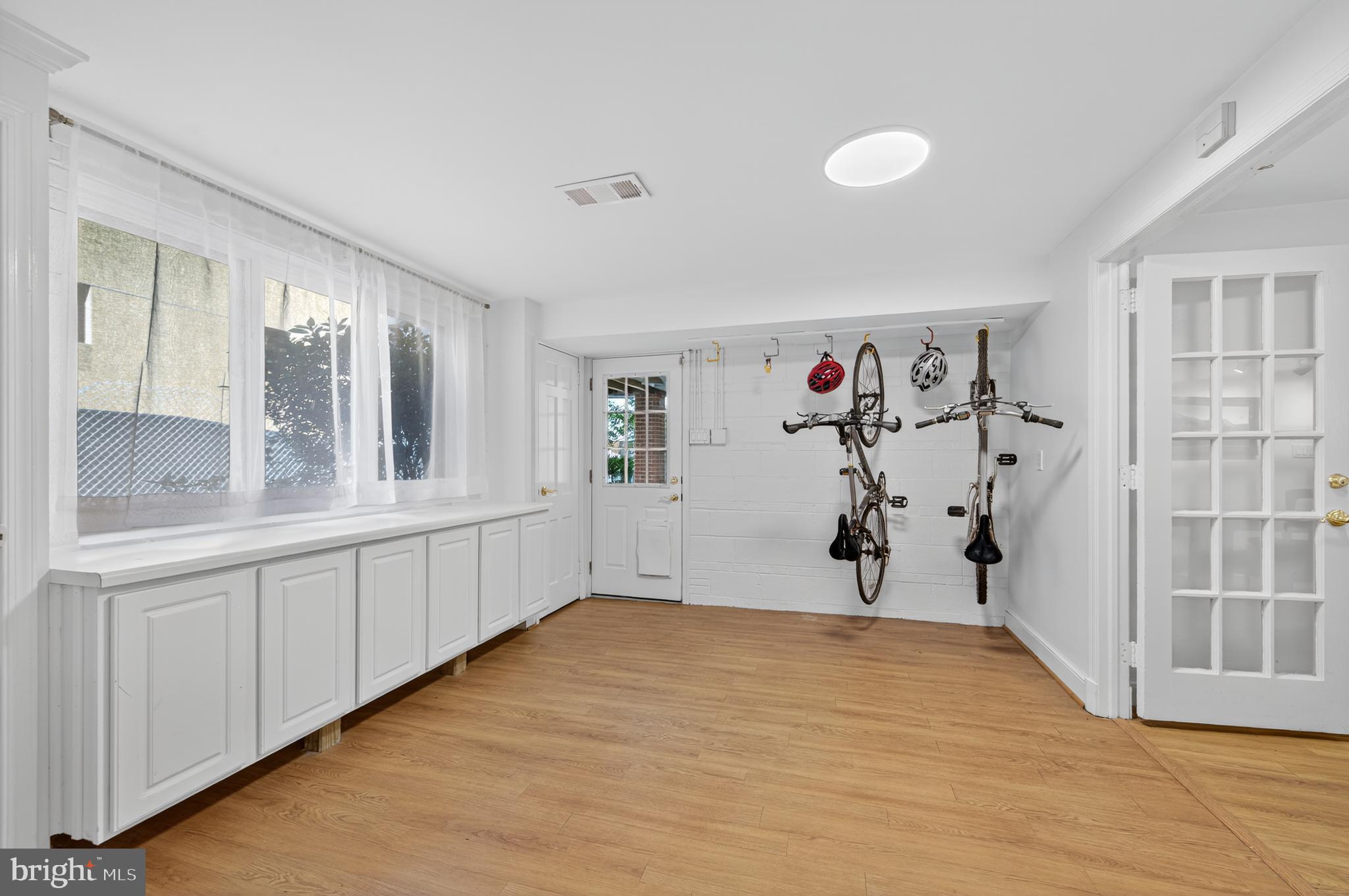 3137 Aberfoyle Place Northwest Washington, DC 20015 - Photo 65 of 85 LL mudroom