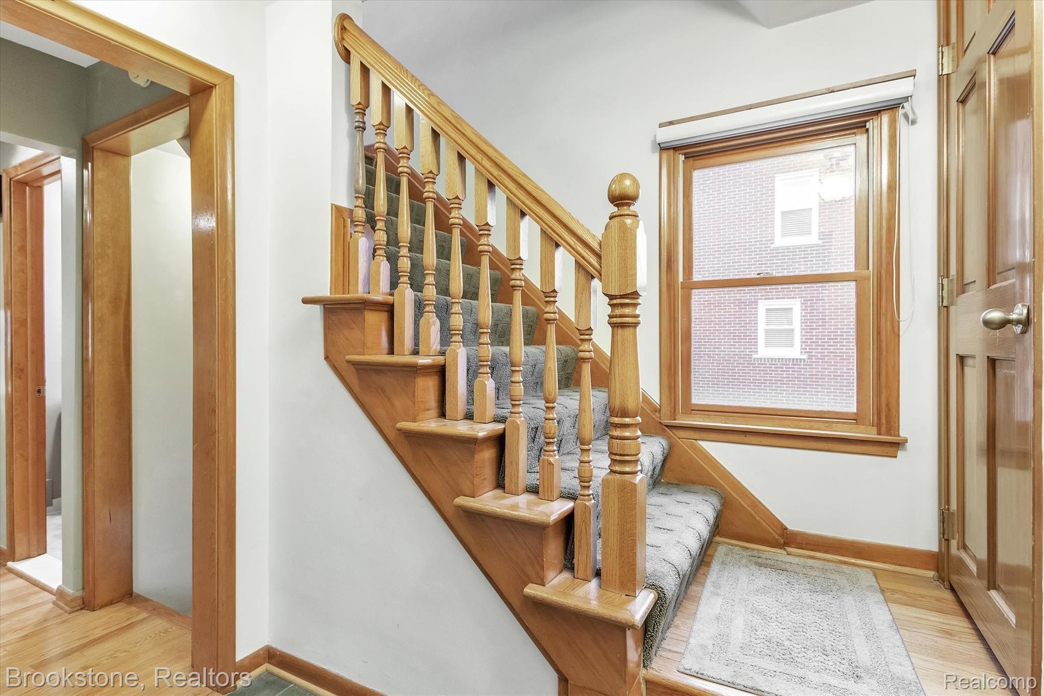 102 Maplefield Road Pleasant Ridge, MI 48069 - Photo 17 of 41 Head upstairs to 4 large bedrooms