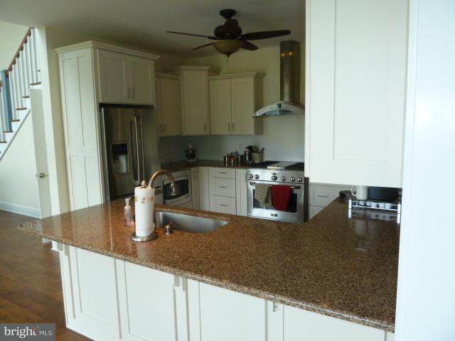1727 Lampeter Road Lancaster, PA 17602 - Photo 12 of 48