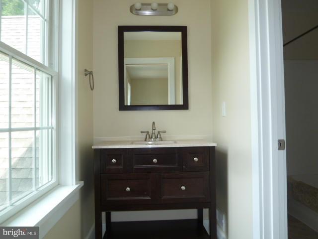 1727 Lampeter Road Lancaster, PA 17602 - Photo 36 of 48