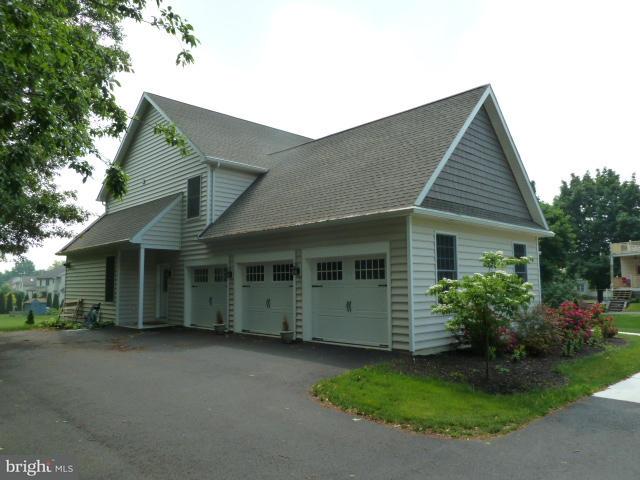 1727 Lampeter Road Lancaster, PA 17602 - Photo 44 of 48