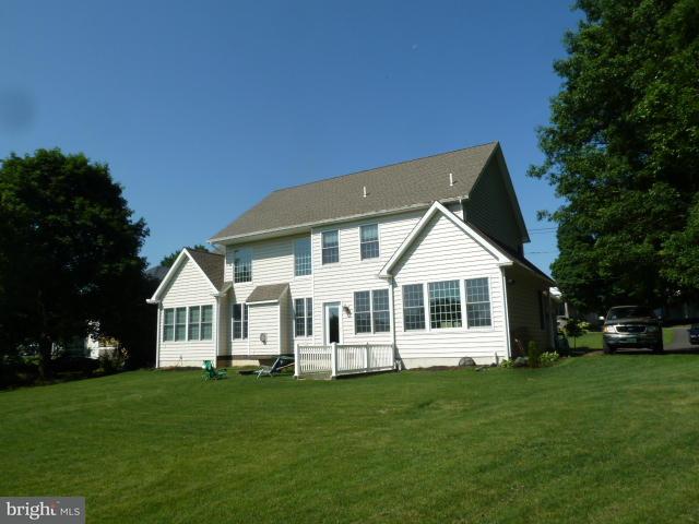 1727 Lampeter Road Lancaster, PA 17602 - Photo 46 of 48