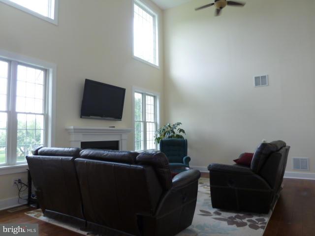 1727 Lampeter Road Lancaster, PA 17602 - Photo 6 of 48