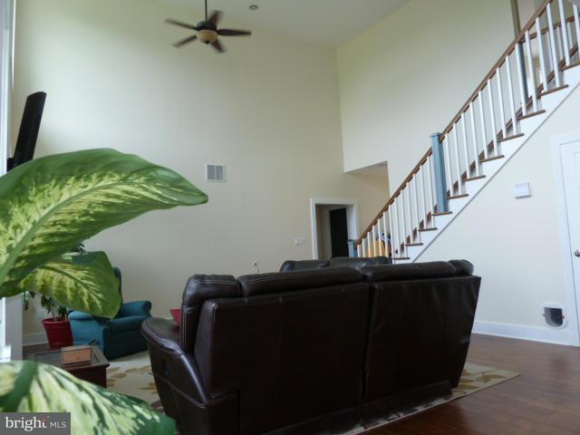 1727 Lampeter Road Lancaster, PA 17602 - Photo 8 of 48