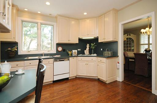 313 Ridge Road Kenilworth, IL 60043 - Photo 5 of 16