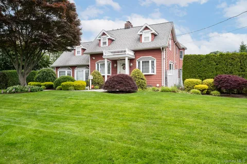 $1,299,000 | 18 Loring Road, Levittown, NY 11756