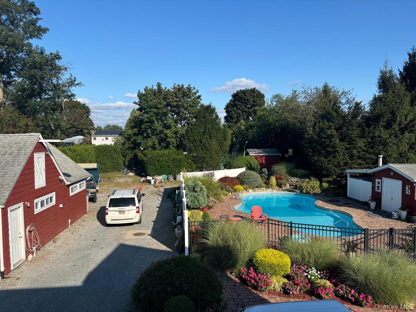 18 Loring Road Levittown, NY 11756 - Photo 23 of 28