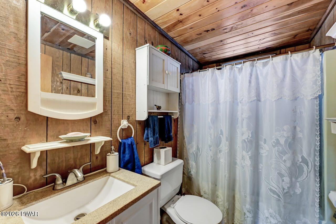 128 Tanager Road Lackawaxen, PA 18435 - Photo 20 of 81 128 Tanager Rd 25 Large