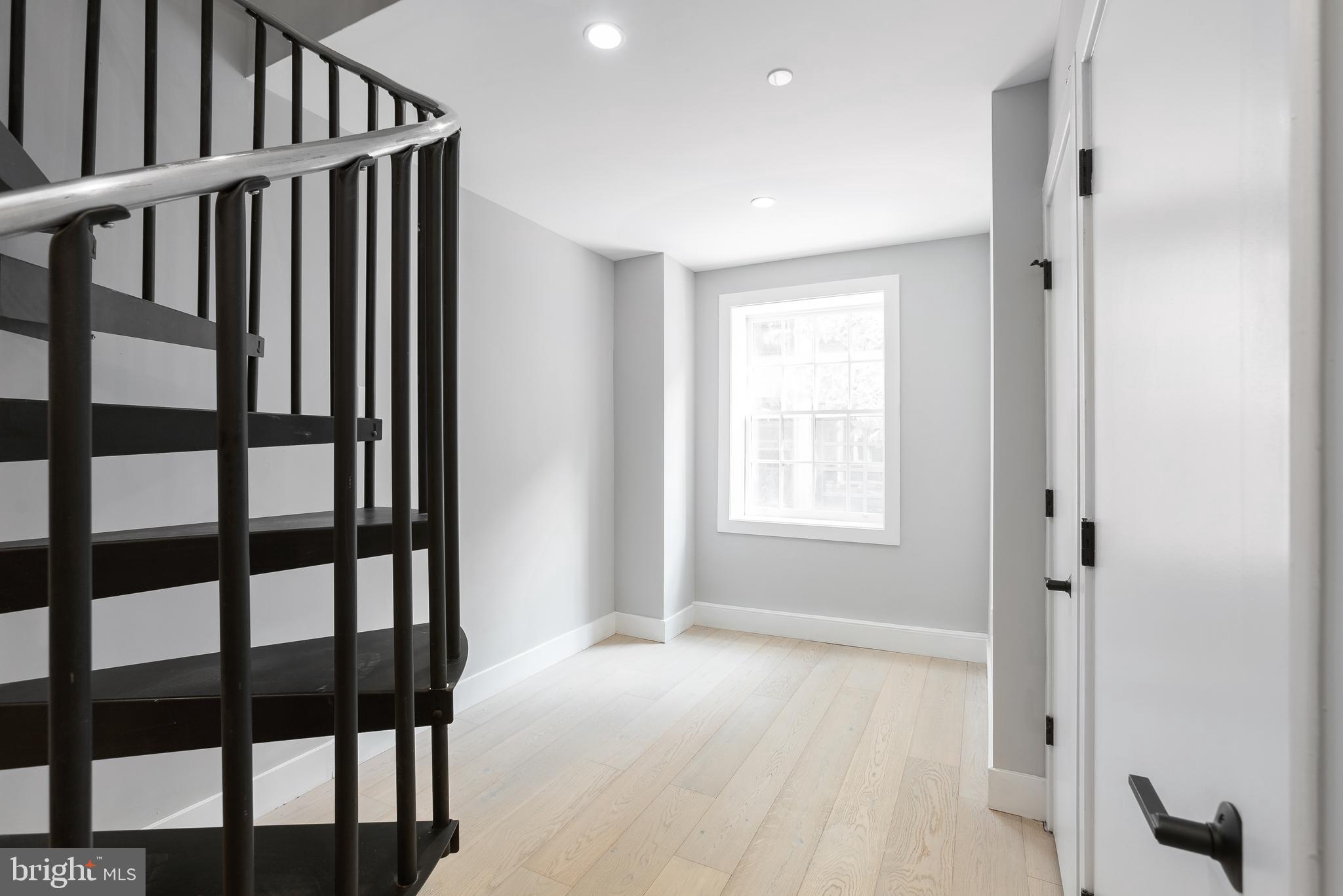 1707 Rittenhouse Square, Unit 1F Philadelphia, PA 19103 - Photo 8 of 24