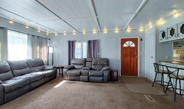 $75,000 | 116 Robin Hood Lane, Exeter, NH 03833