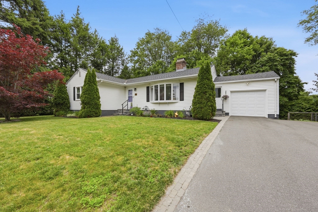 75 Adrian Avenue West Springfield, MA 01089 - Photo 5 of 41
