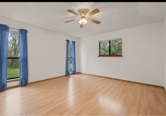 300 West Sequoia Spur Georgetown, TX 78628 - Photo 7 of 10