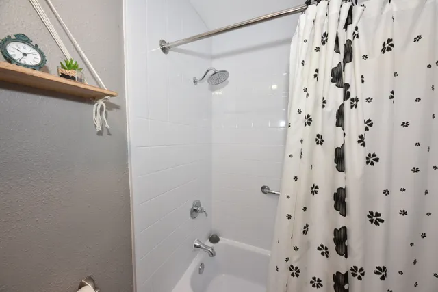 $220,000 | 5761 North 97th Street, Milwaukee, WI 53225