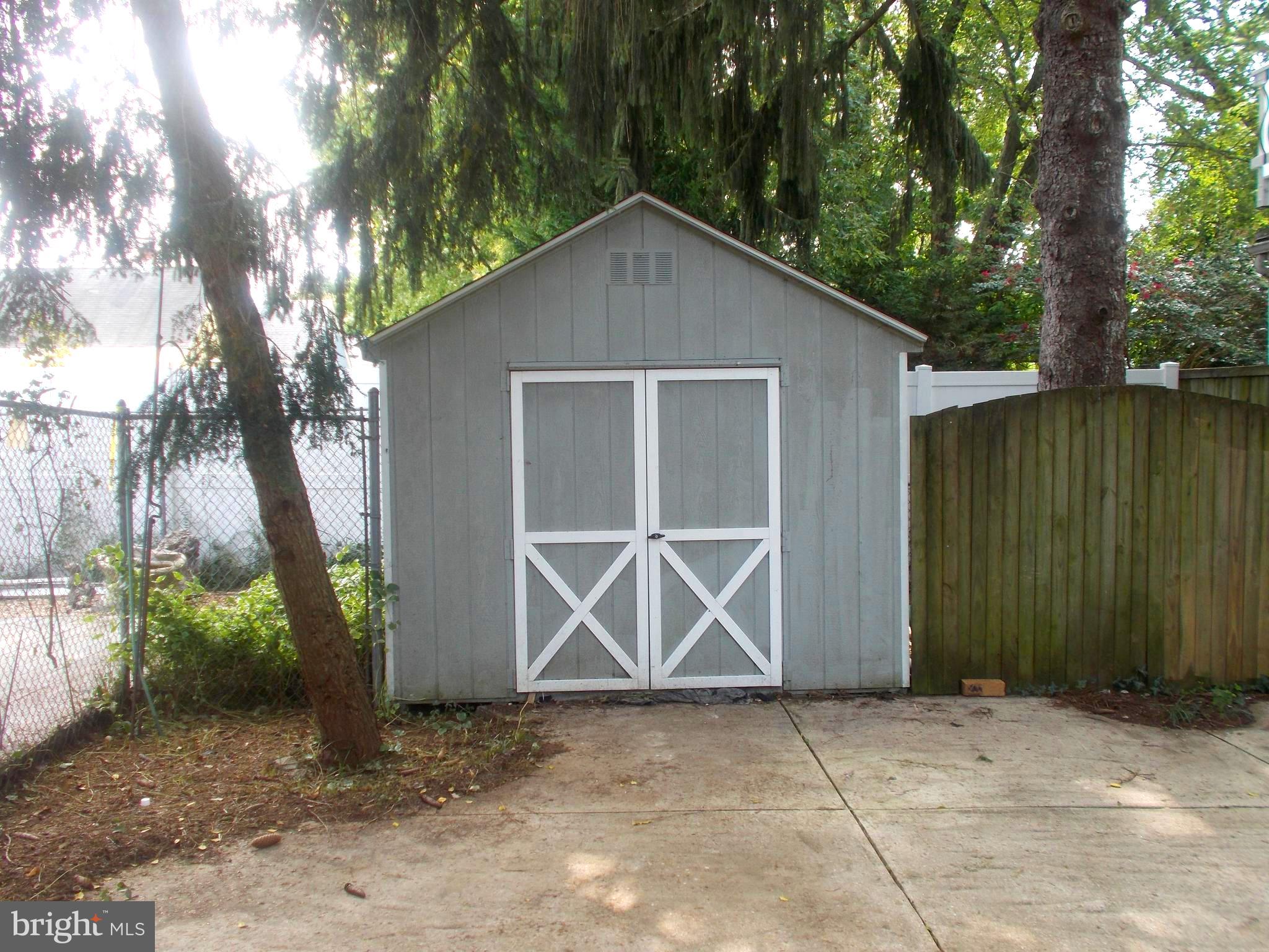 1100 Bay Ridge Avenue Annapolis, MD 21403 - Photo 7 of 27 Shed