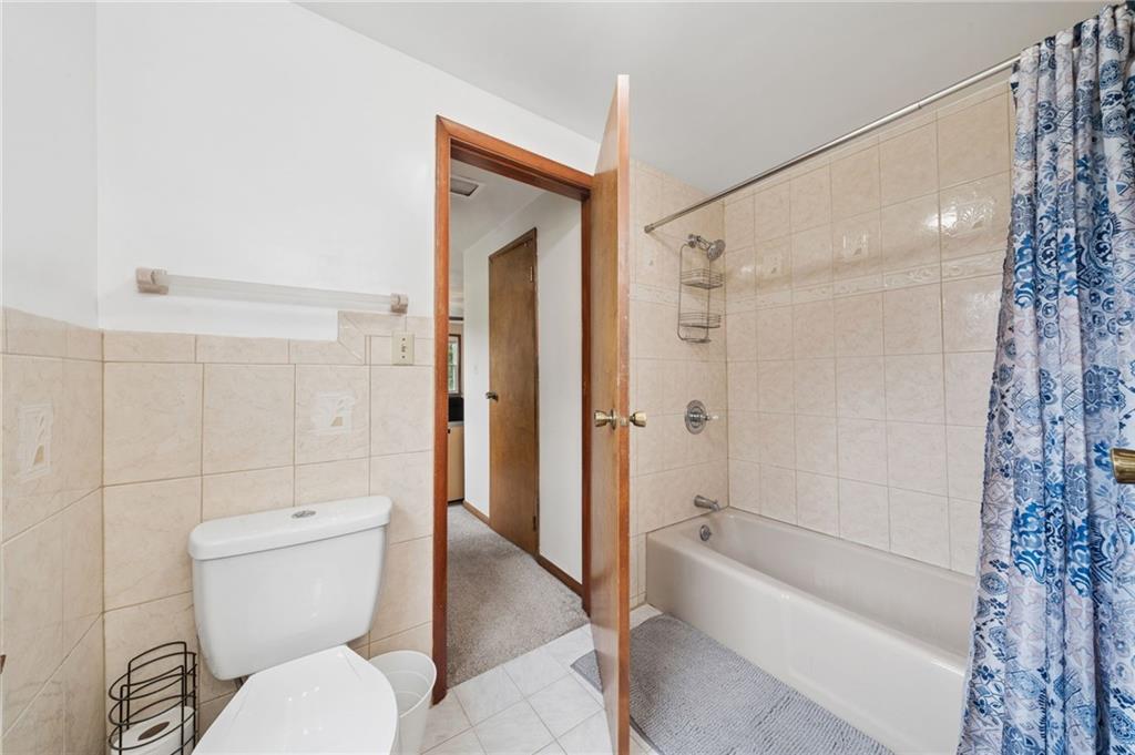105 Hidden Valley Road Monroeville, PA 15146 - Photo 22 of 40 Primary Bathroom.