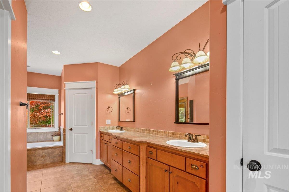 2600 West South Slope Road Emmett, ID 83617 - Photo 35 of 50