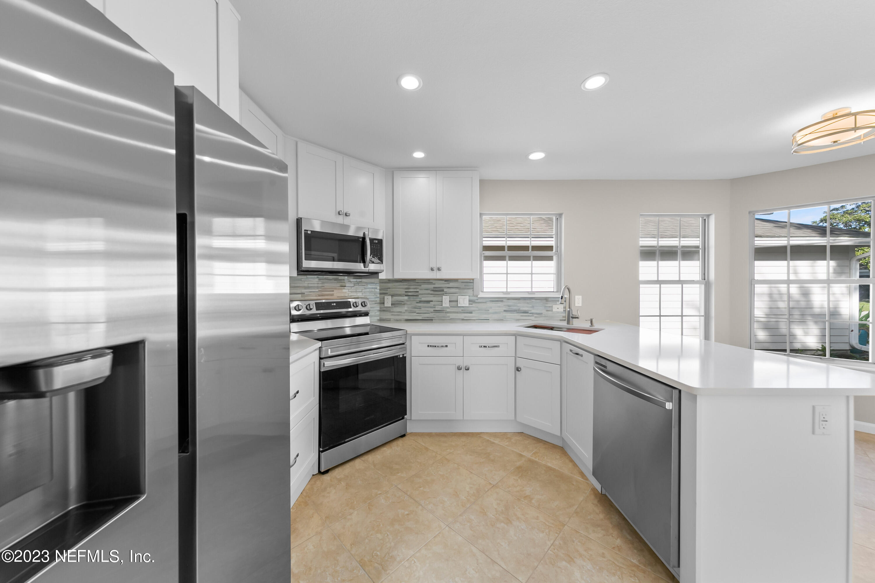 833 Tournament Road Ponte Vedra Beach, FL 32082 - Photo 17 of 43 18 Kitchen