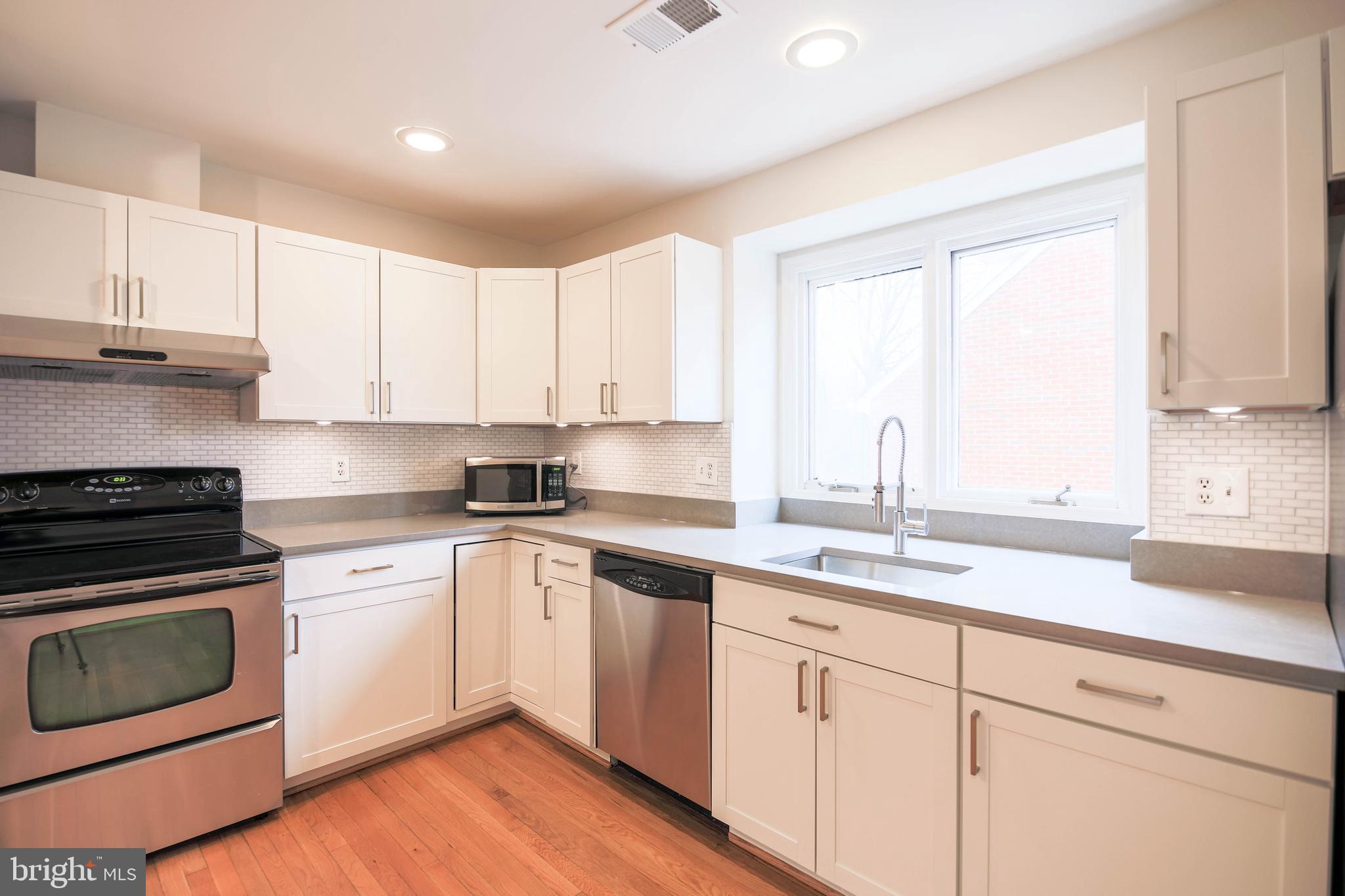 1243 Portner Road Alexandria, VA 22314 - Photo 16 of 53 New quartz counters