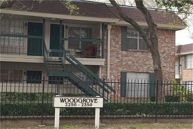 a sign that is on the side of a building