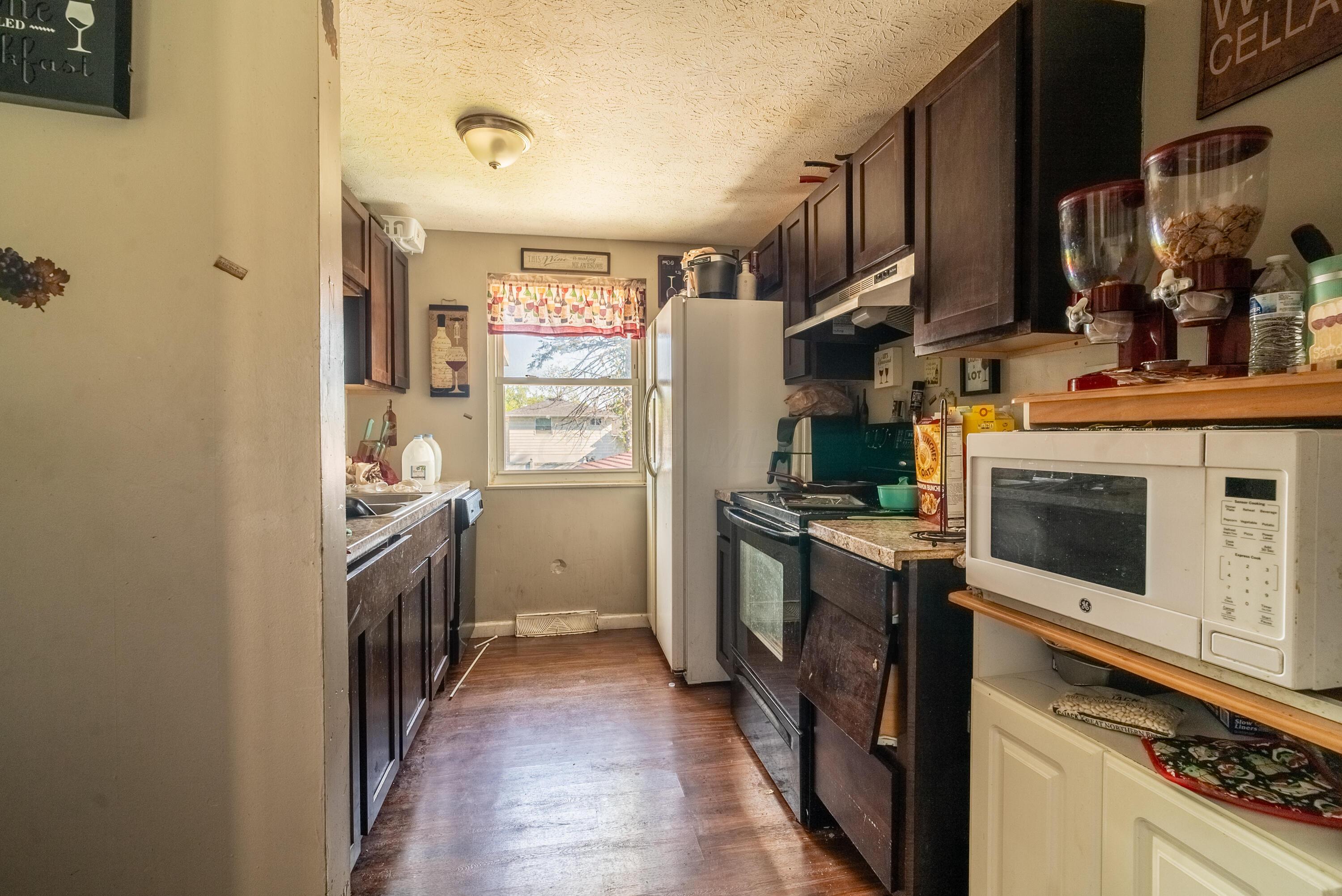 3116 Musket Ridge Drive Columbus, OH 43223 - Photo 4 of 19 _DSC2924-HDR