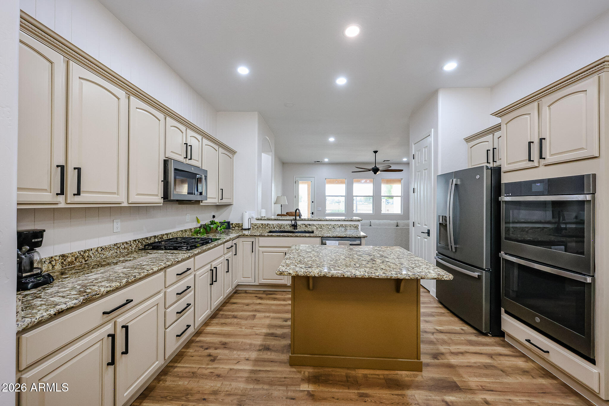 14383 West Monte Vista Road Goodyear, AZ 85395 - Photo 22 of 44 2026-01-29 10.08.03