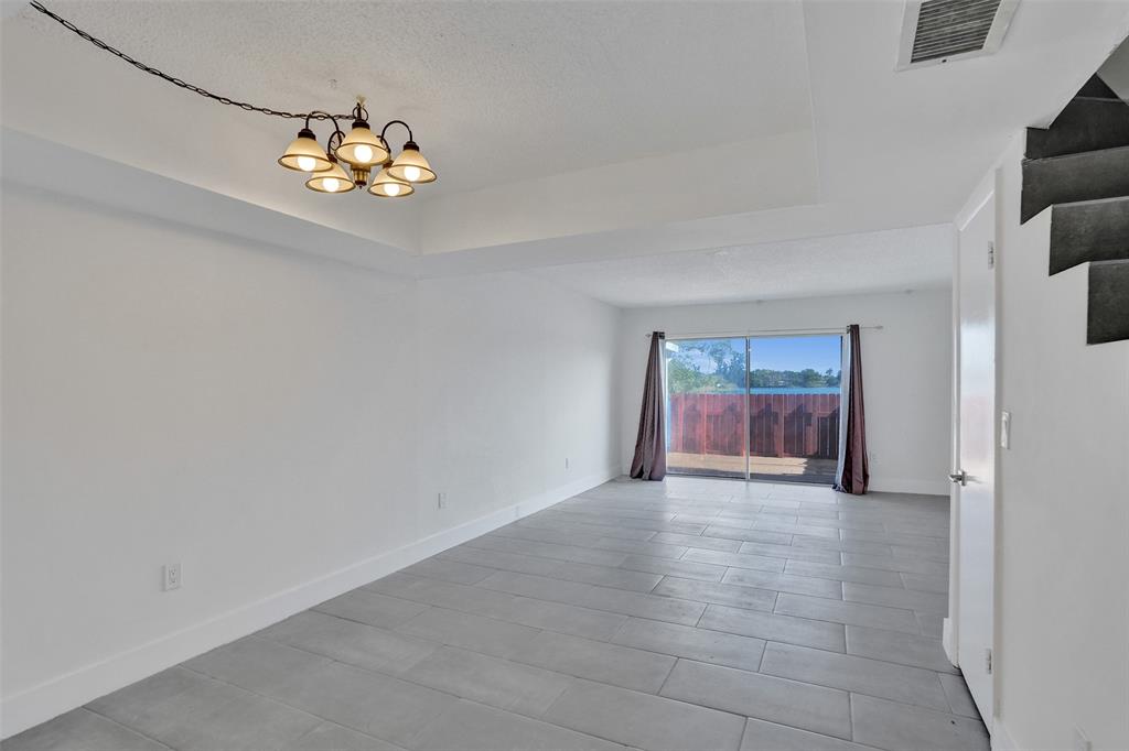 4130 Southwest 61st Avenue Davie, FL 33314 - Photo 12 of 25