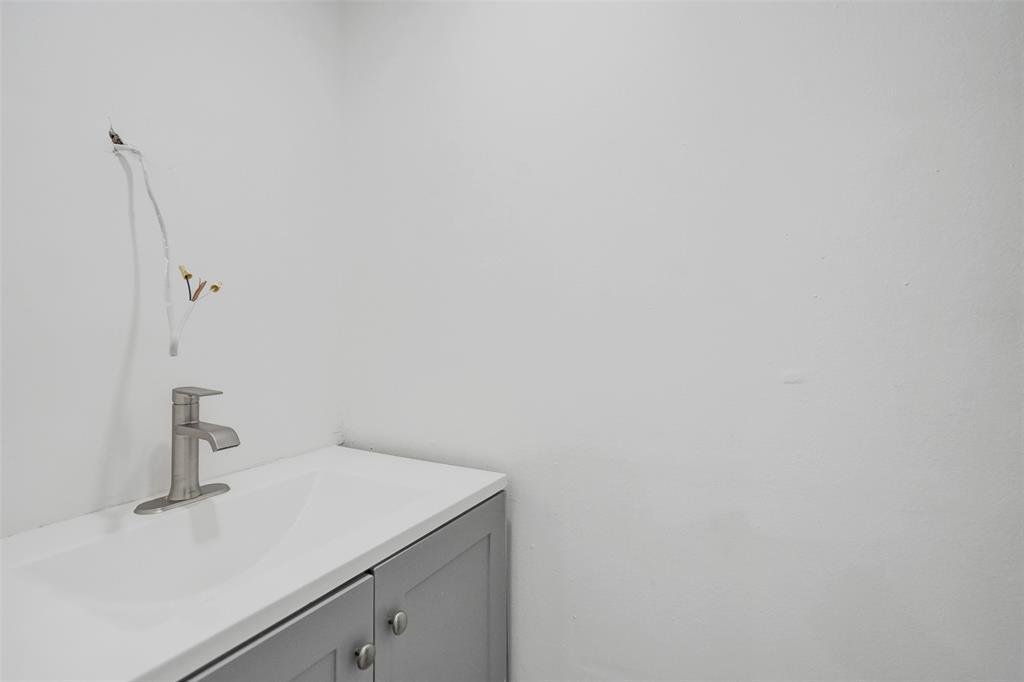 4130 Southwest 61st Avenue Davie, FL 33314 - Photo 15 of 25