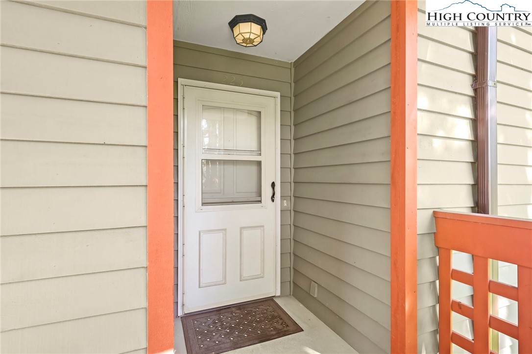 151 Deer Valley Drive, Unit 225 Boone, NC 28607 - Photo 5 of 31 a view of front door