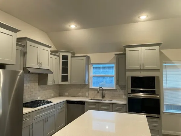 $2,200 | 417 Bright Star Lane, Georgetown, TX 78628