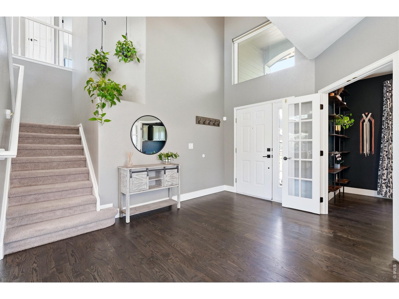 11725 Pleasant Hill Road Longmont, CO 80504 - Photo 23 of 50 Open foyer