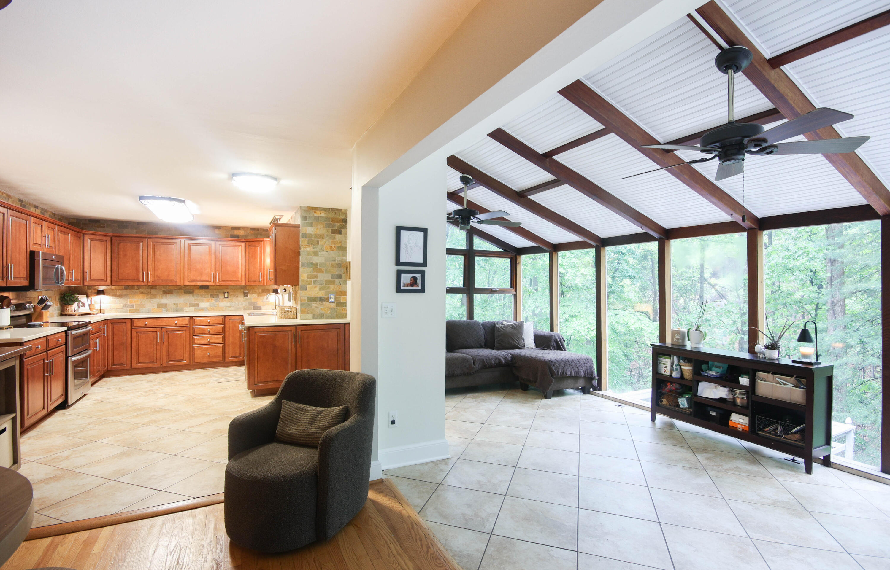 6898 Sugar Rum Ridge Road Roanoke, VA 24018 - Photo 13 of 47 6898 Kitchen Sunroom
