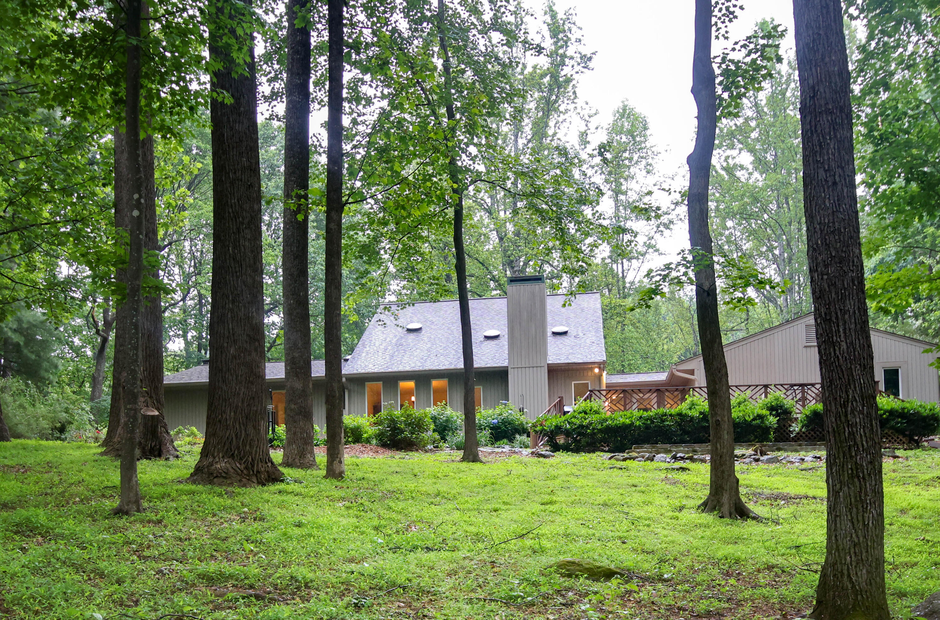 6898 Sugar Rum Ridge Road Roanoke, VA 24018 - Photo 46 of 47 6898 Front