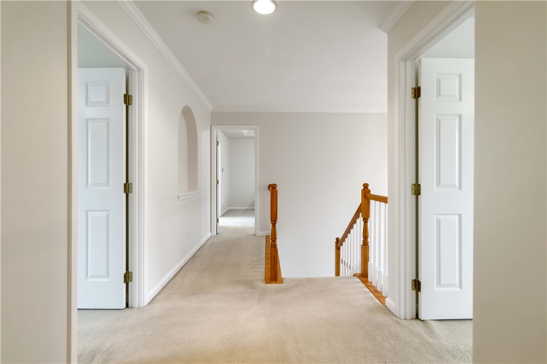 215 Ridge Bay Court Greenville, SC 29611 - Photo 23 of 37