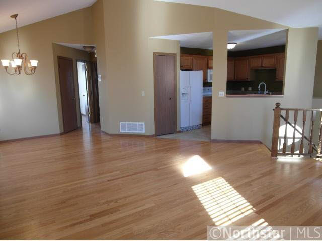11024 Quebec Circle Bloomington, MN 55438 - Photo 3 of 12