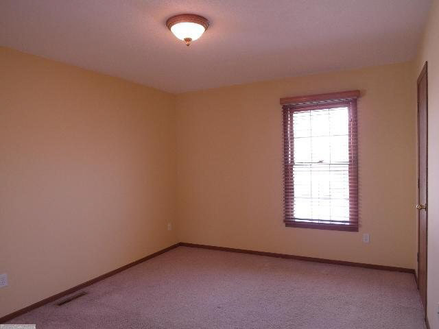 11024 Quebec Circle Bloomington, MN 55438 - Photo 6 of 12