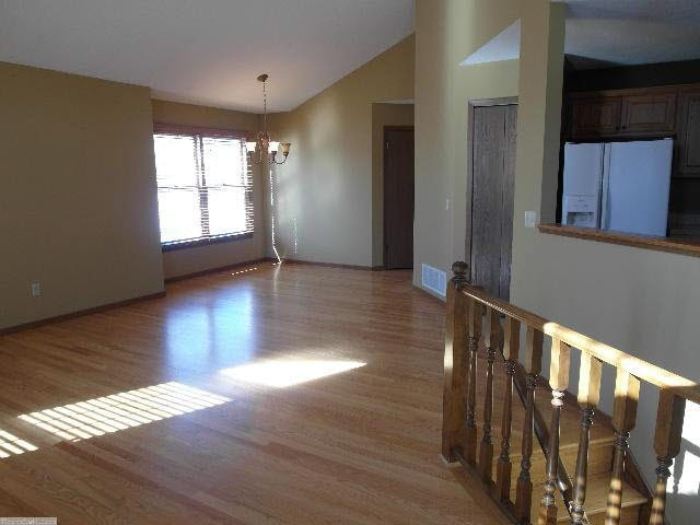 11024 Quebec Circle Bloomington, MN 55438 - Photo 10 of 12