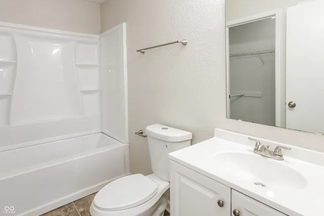 $1,825 | 2079 Meadowlark Lane, Brownsburg, IN 46112