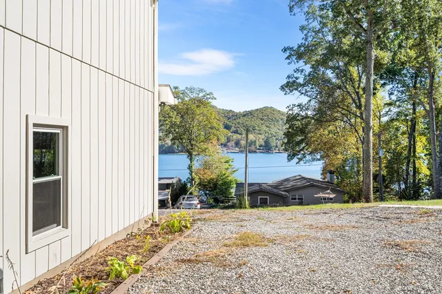 a house view with a outdoor space