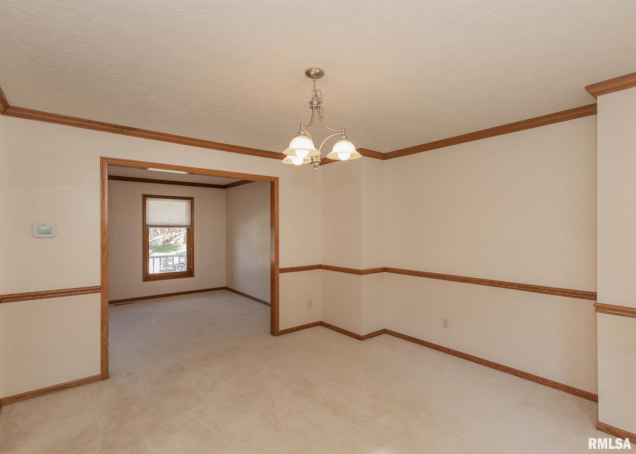 3905 Deertrail Road Bettendorf, IA 52722 - Photo 18 of 49 Gallery Image 18
