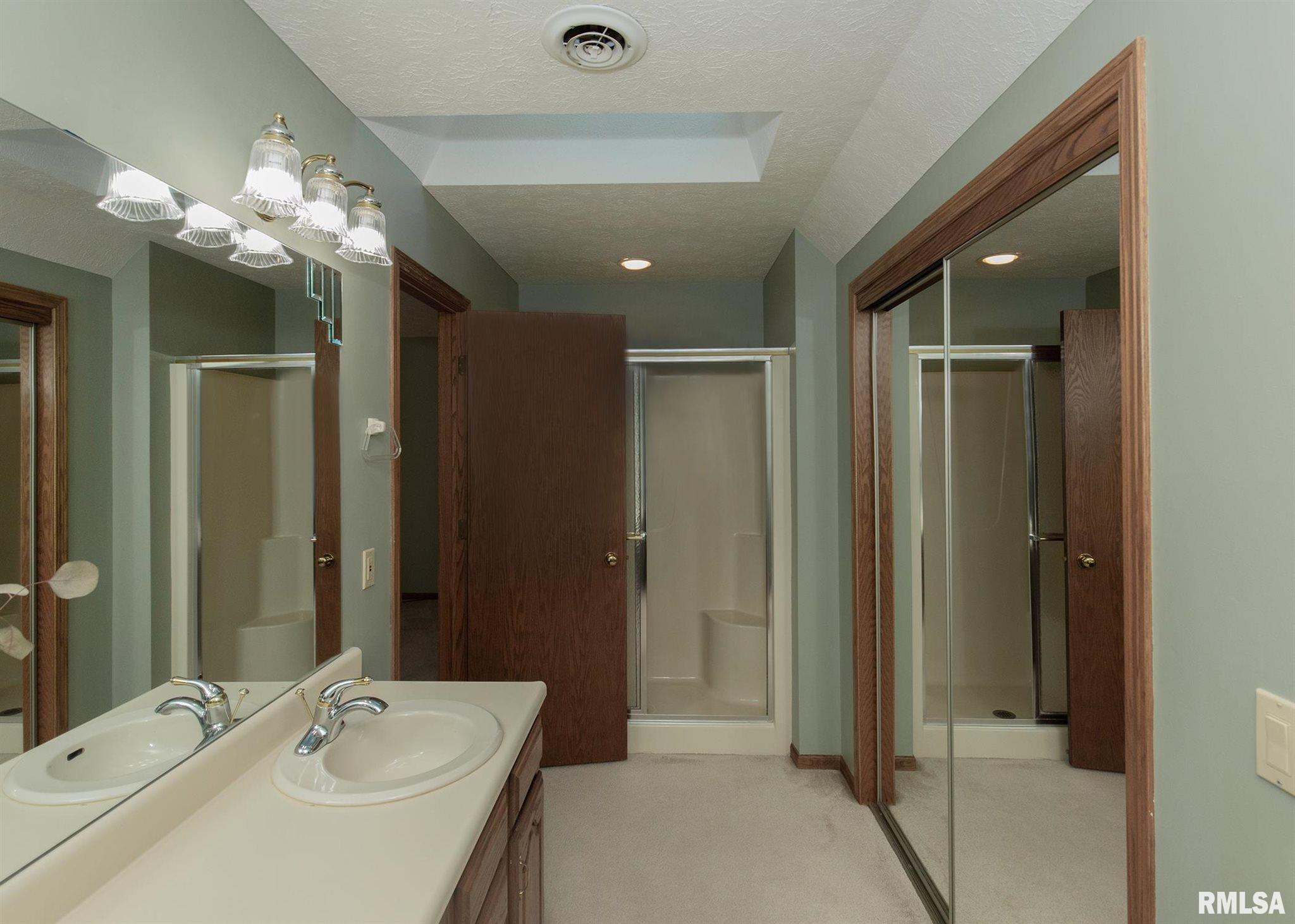 3905 Deertrail Road Bettendorf, IA 52722 - Photo 29 of 49 Gallery Image 29