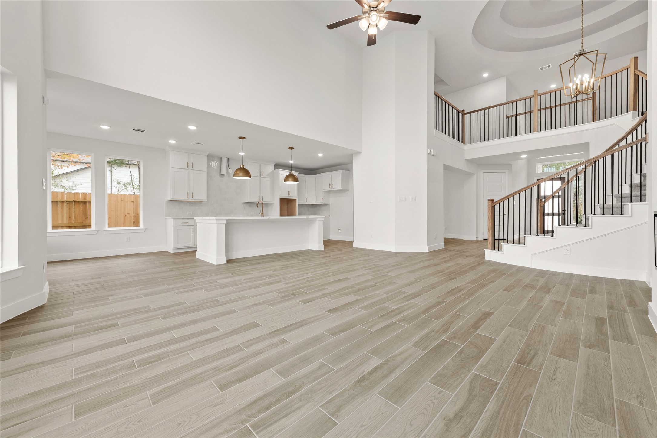 18917 Moonriver Street Conroe, TX 77302 - Photo 3 of 28 a view of a room with gym equipment