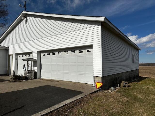 215 Osborn Road Bronson, MI 49028 - Photo 2 of 22 IMG_3616